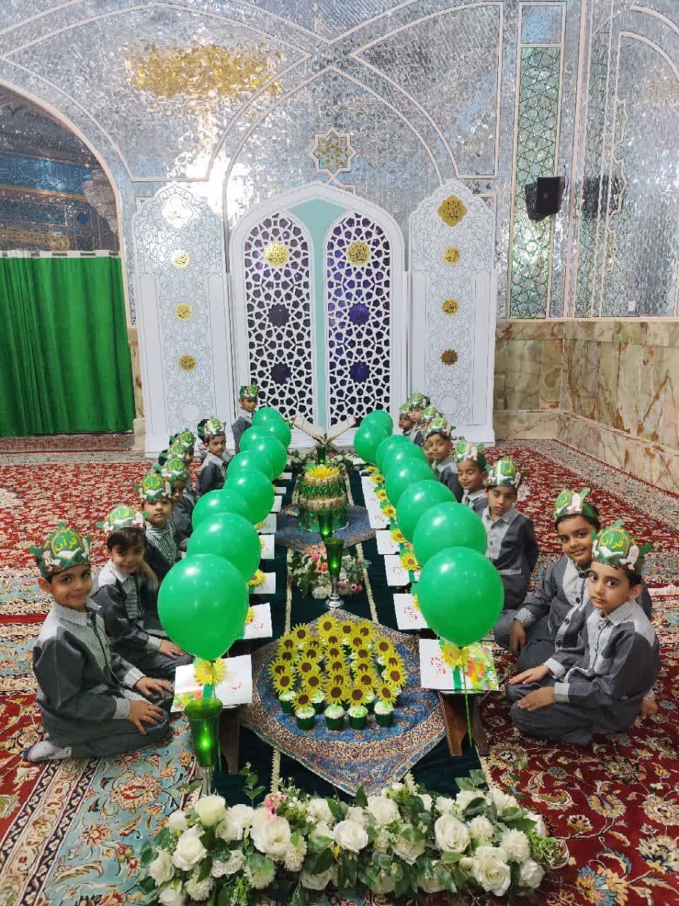 دبستان دخترانه و پسرانه رویش